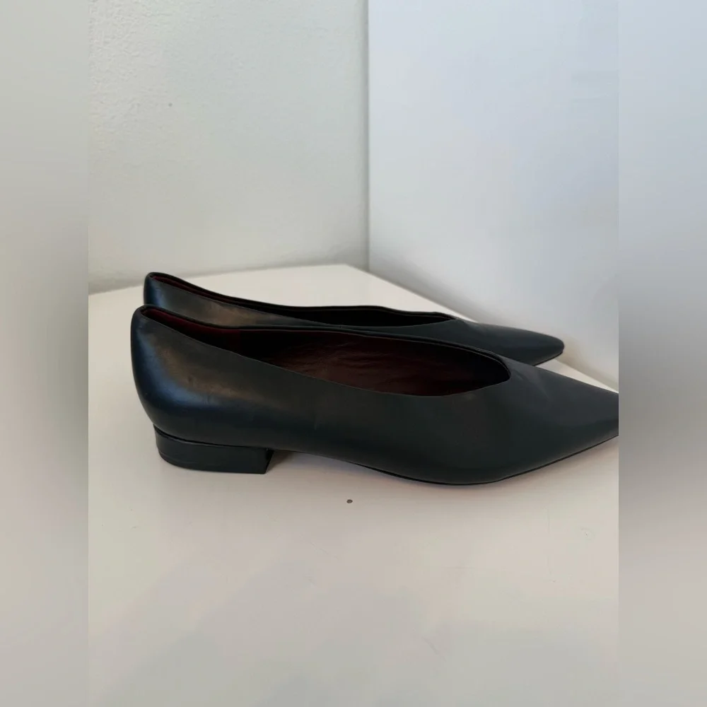 NWOT Vince Isabel Pointed Toe Flat size 8.5 - Picture 5 of 8